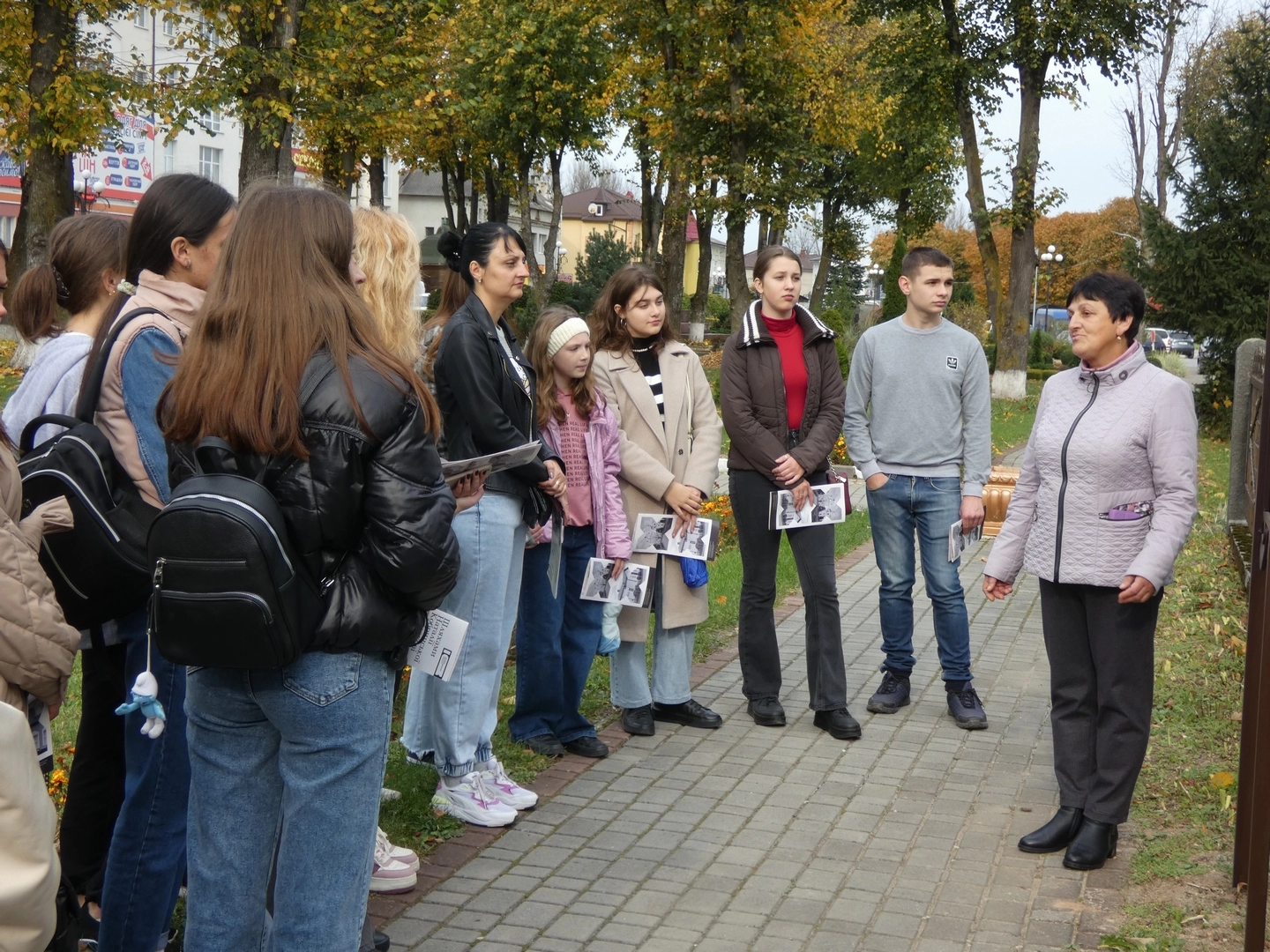 Відбулася екскурсія новоствореним культурно-туристичним маршрутом «Шляхами Наталії Кобринської в місті Болехові»
